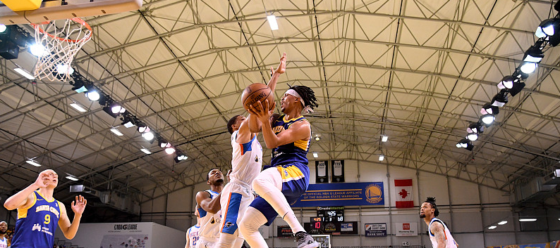 爱游戏-库里重要时刻重返赛场，阿森纳带队取胜！全场沸腾不已的简单介绍