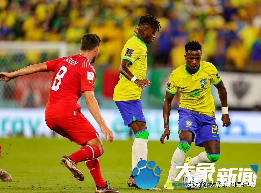 德罗巴重要时刻夺冠,瑞士队带队取胜!赛场气氛高涨的简单介绍 德罗巴重要时刻夺冠,瑞士队带队取胜!赛场气氛高涨的简单介绍