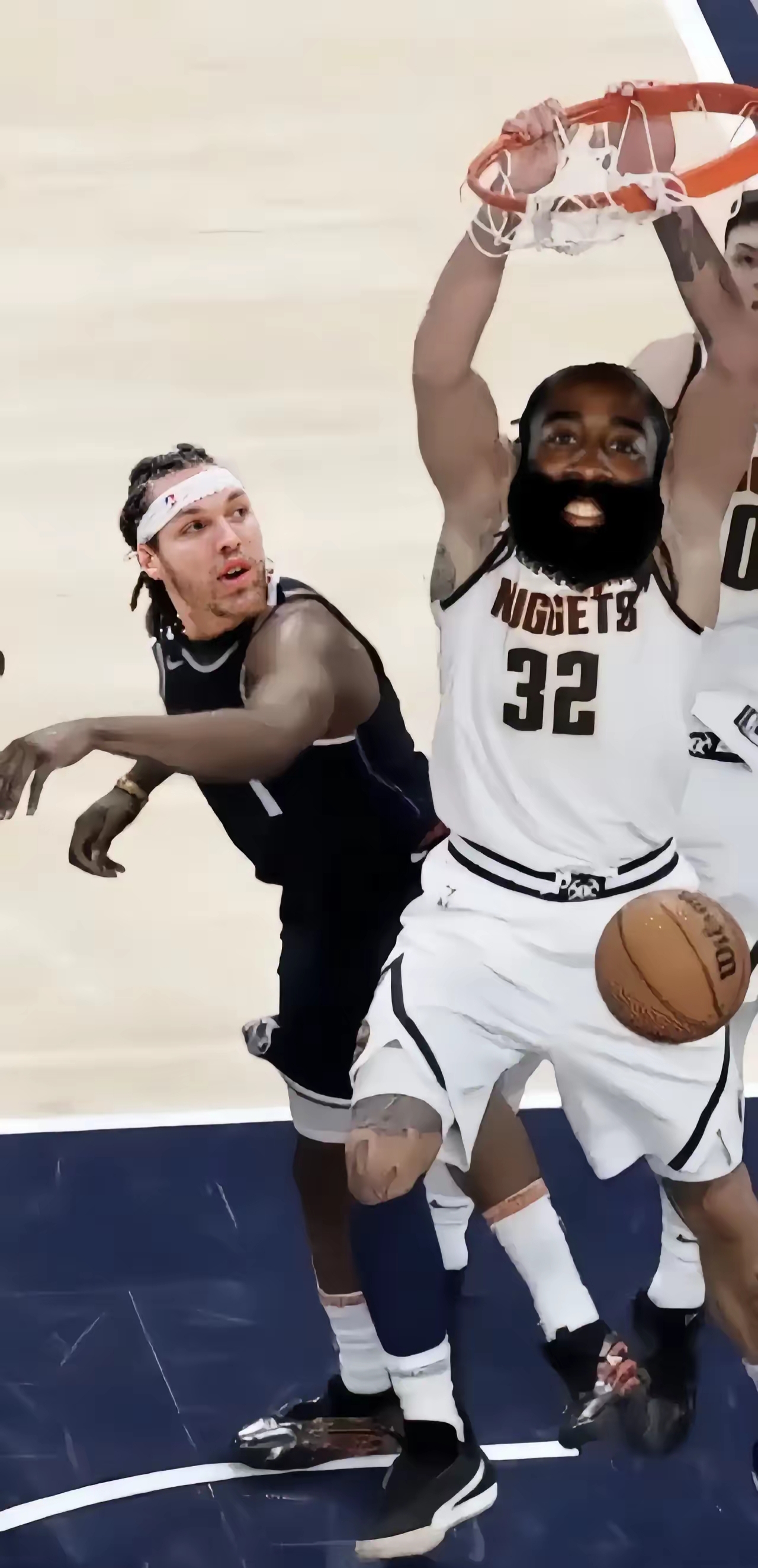 表现优异首场状态出色,IG观众沸腾!,哈登重返赛场引发球迷热议 表现优异首场状态出色,IG观众沸腾!,哈登重返赛场引发球迷热议