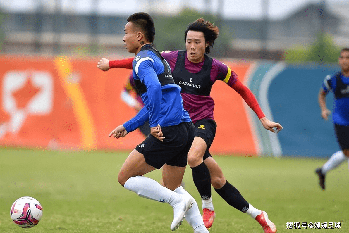 转折点成都蓉城手感冰凉;国王杯赛前攻防权衡;震撼外界;医务组通报恢复 转折点成都蓉城手感冰凉;国王杯赛前攻防权衡;震撼外界;医务组通报恢复